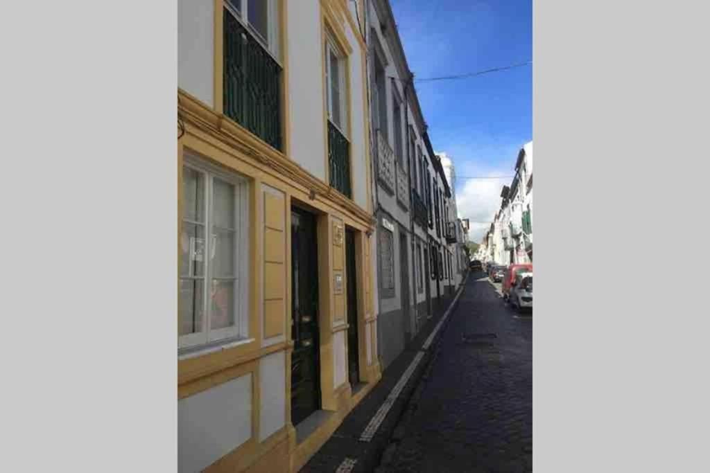 Pdl Central Apartments - Three Ponta Delgada المظهر الخارجي الصورة